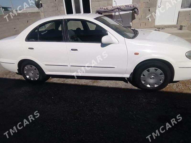 Nissan Versa 2006 - 100 000 TMT - Büzmeýin - img 7