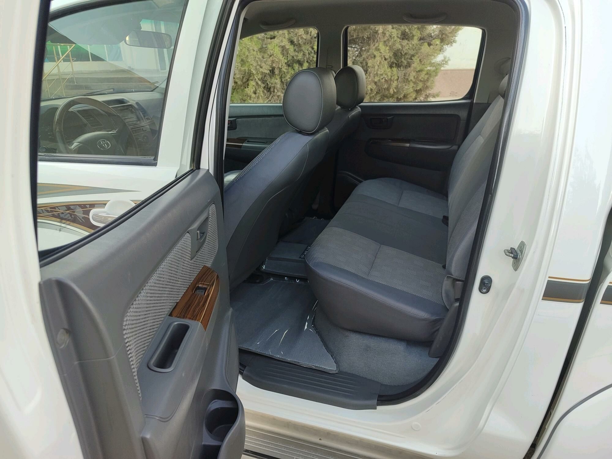 Toyota Hilux 2013 - 370 000 TMT - Mary - img 9