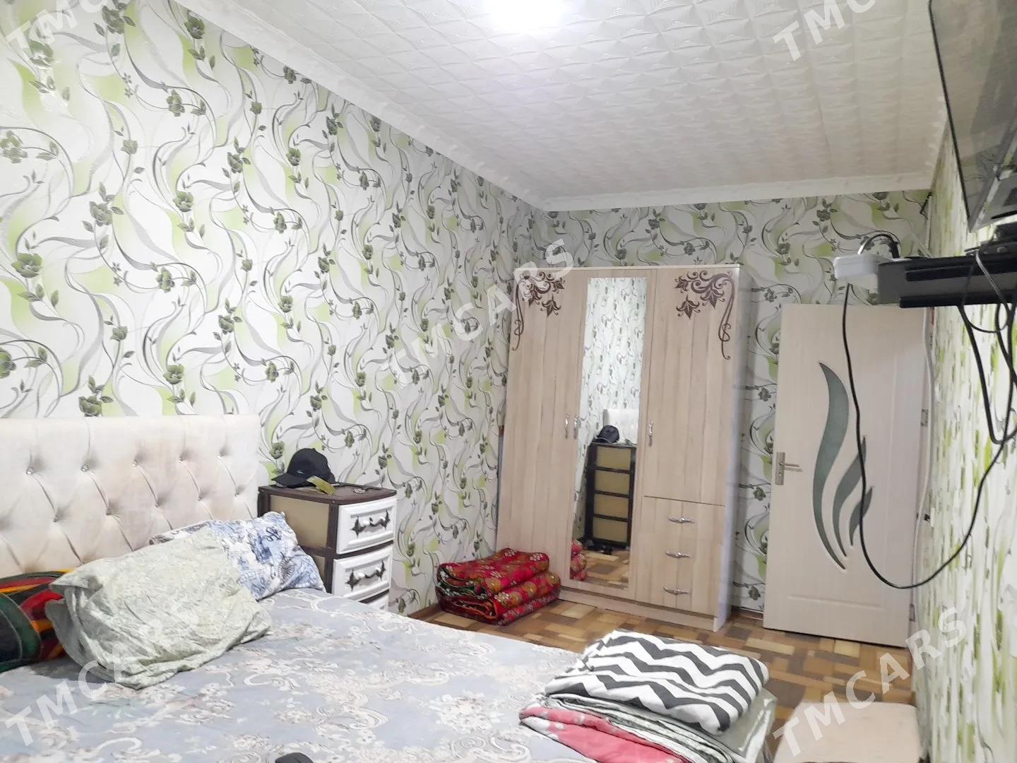 продается квартира 4/1 - Туркменабат - img 2