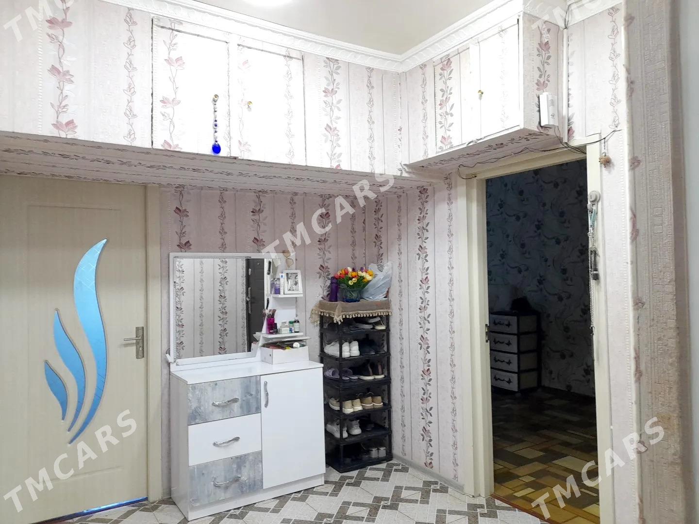 продается квартира 4/1 - Туркменабат - img 5