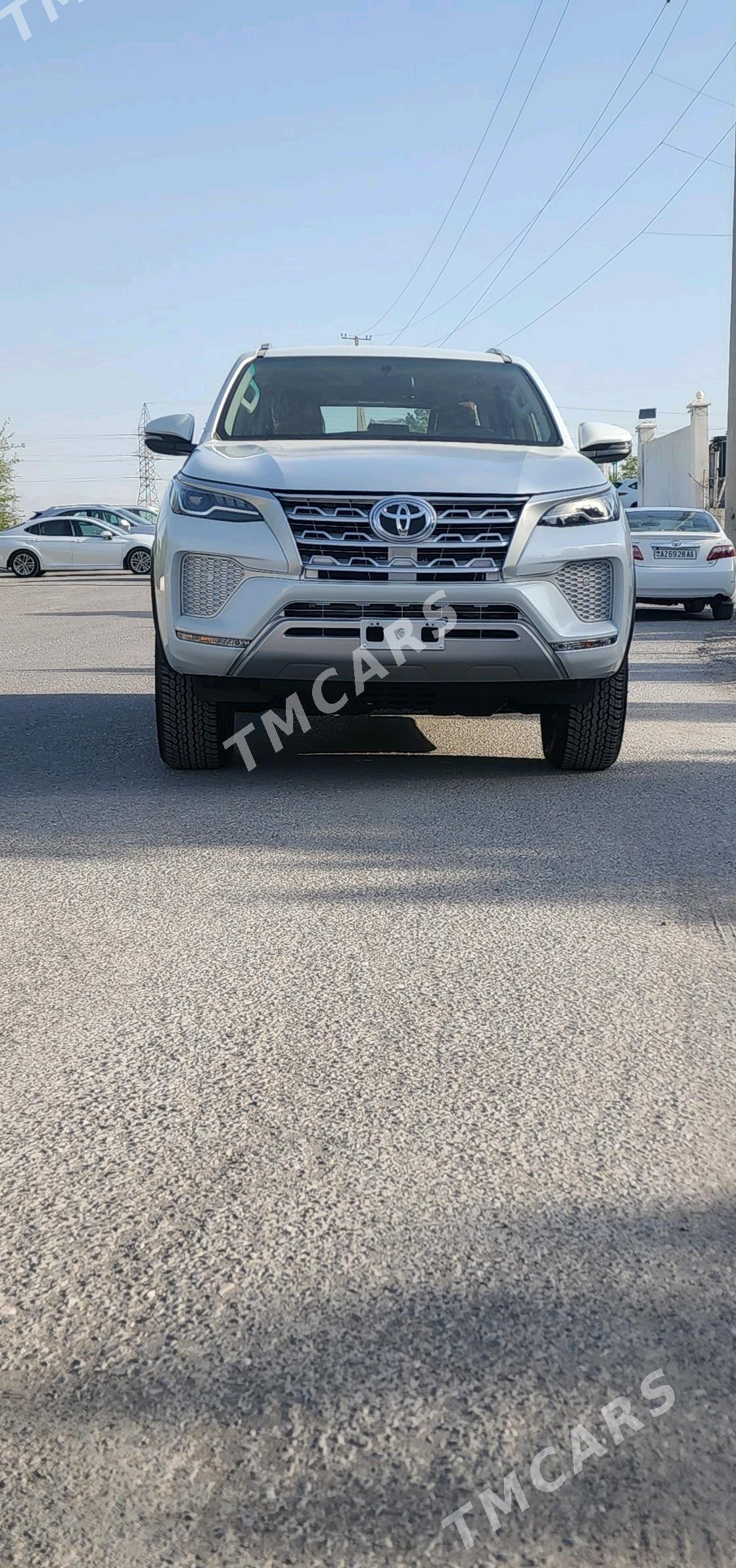 Toyota Fortuner 2024 - 657 000 TMT - 11 mkr - img 2