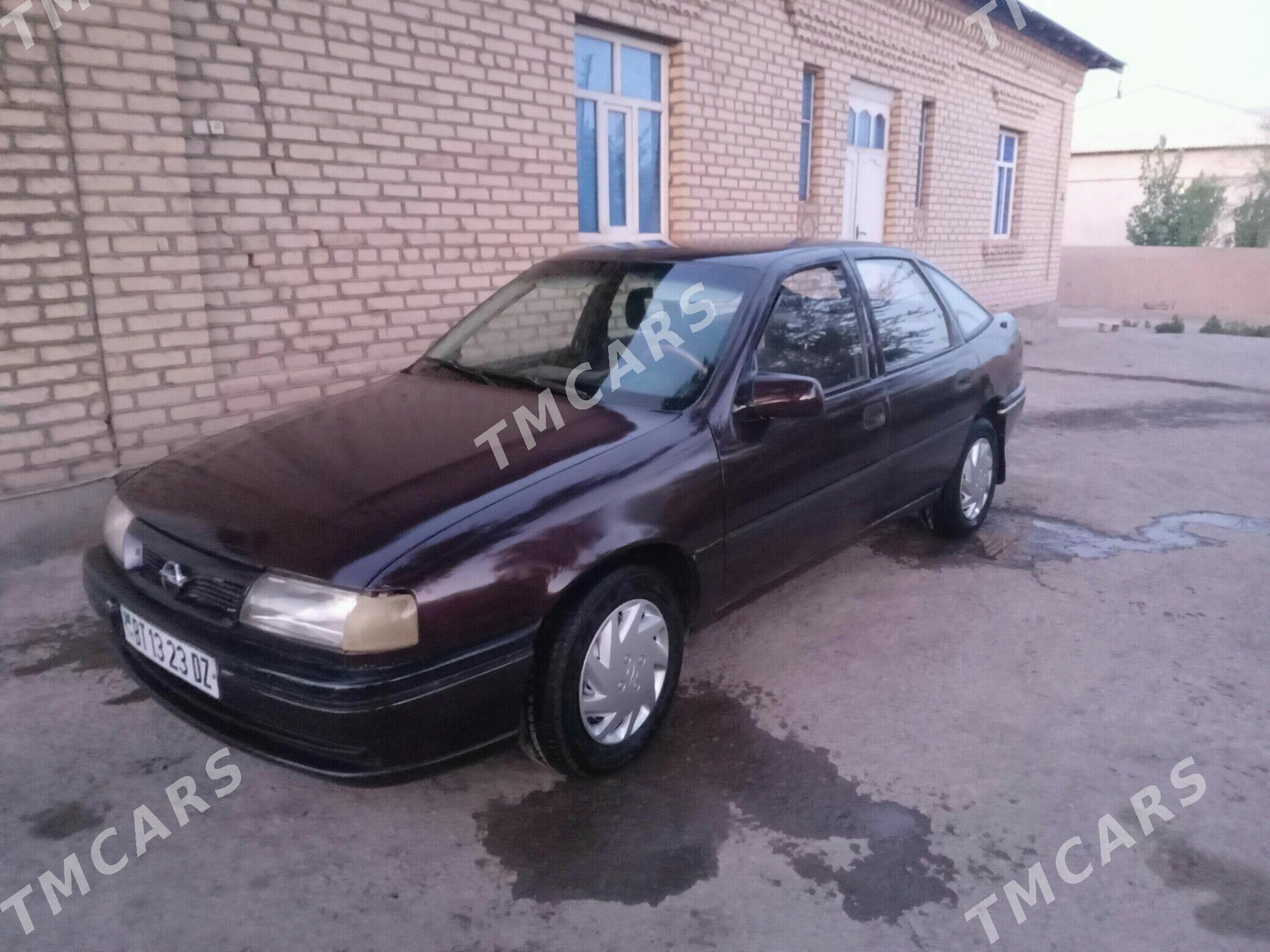 Opel Vectra 1993 - 21 000 TMT - Губадаг - img 4