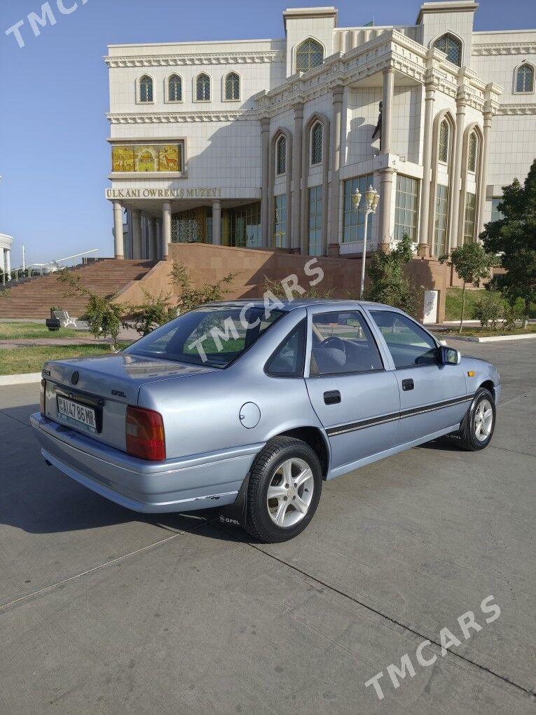 Opel Vectra 1990 - 35 000 TMT - Мары - img 4