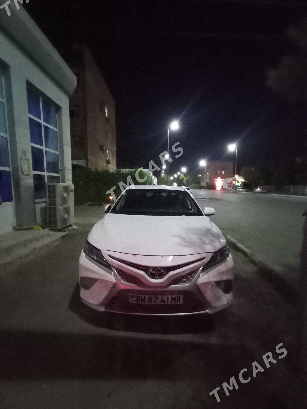 Toyota Camry 2019 - 265 000 TMT - Мары - img 6