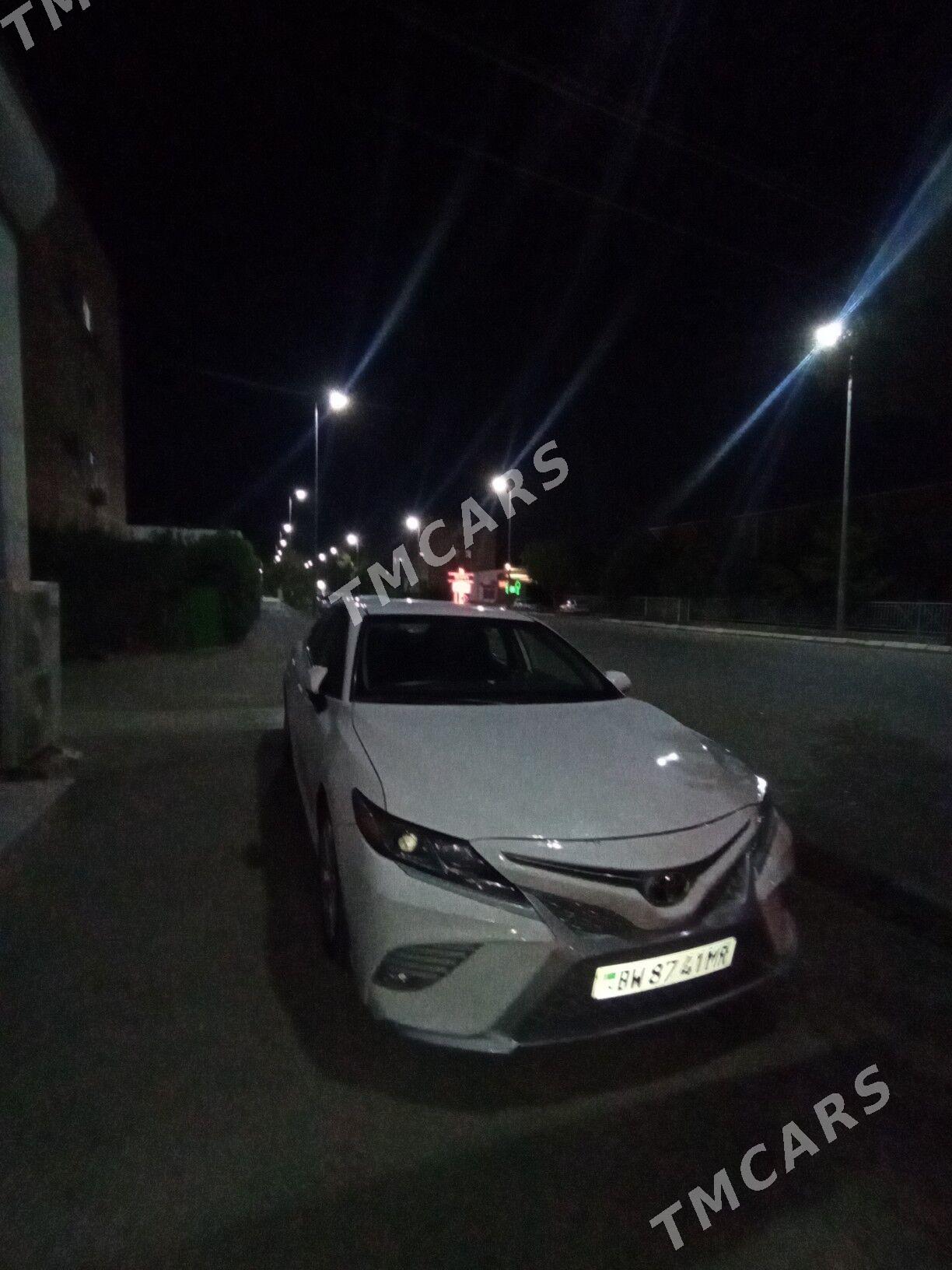 Toyota Camry 2019 - 265 000 TMT - Мары - img 3