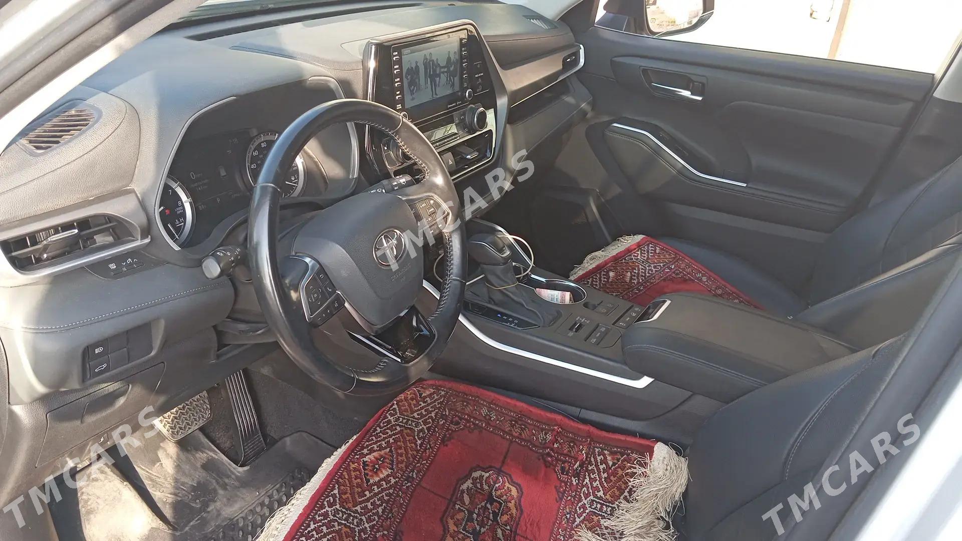 Toyota Highlander 2021 - 640 000 TMT - Gurbansoltan Eje - img 5