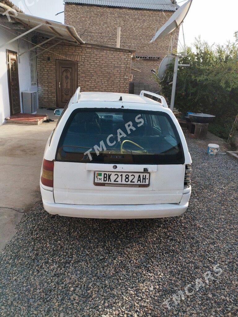 Opel Astra 1994 - 22 000 TMT - Теджен - img 4