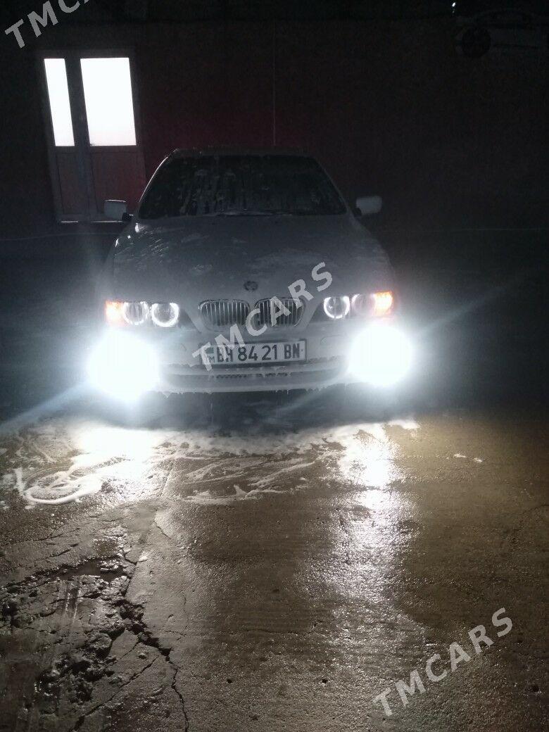 BMW E39 2002 - 105 000 TMT - Хазар - img 5