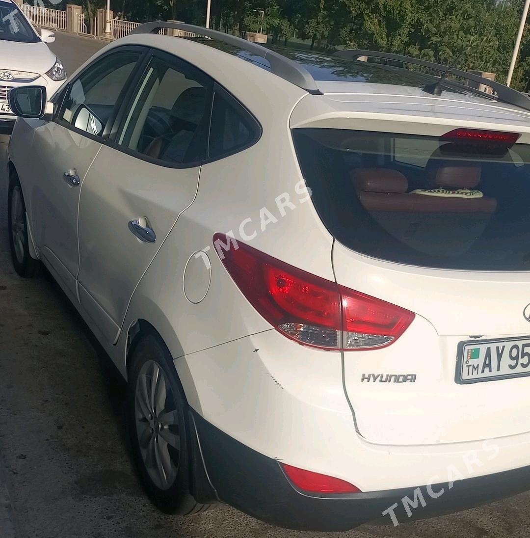 Hyundai Tucson 2010 - 190 000 TMT - Aşgabat - img 10