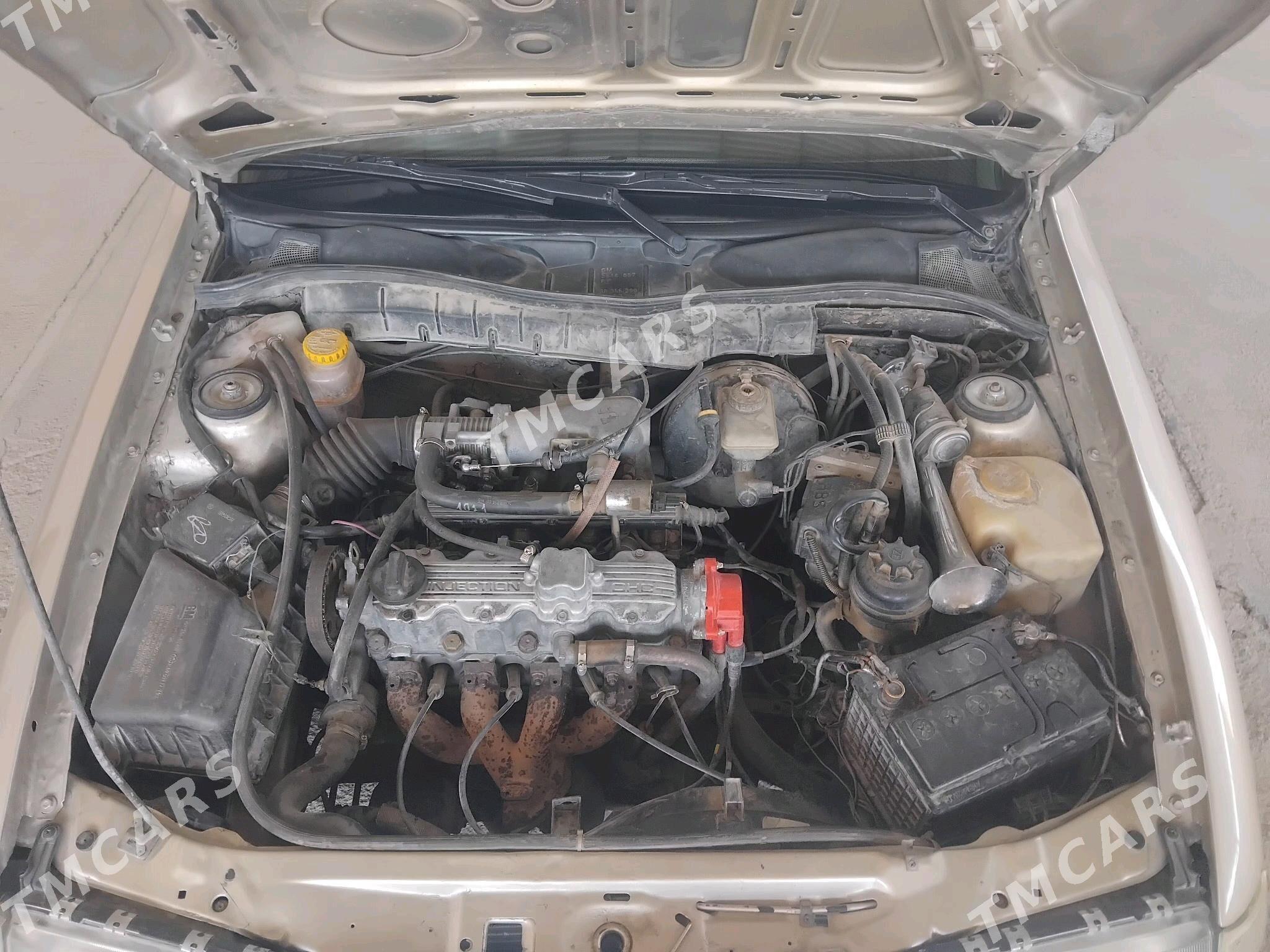Opel Vectra 1993 - 36 000 TMT - Бахарден - img 4