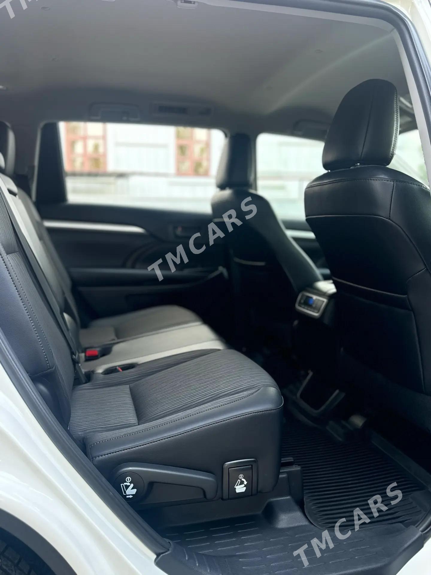 Toyota Highlander 2019 - 440 000 TMT - Гаудан "А" - img 6