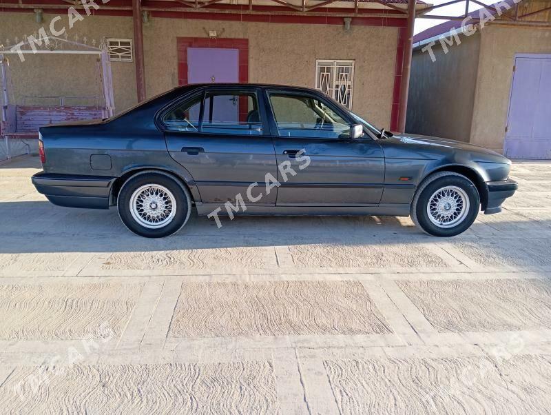 BMW 525 1994 - 55 000 TMT - Гумдаг - img 5