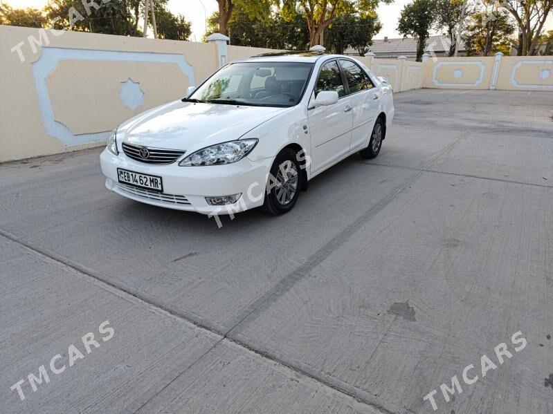 Toyota Camry 2005 - 200 000 TMT - Байрамали - img 4