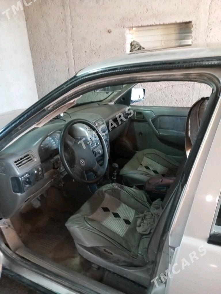 Opel Vectra 1990 - 30 000 TMT - Байрамали - img 3