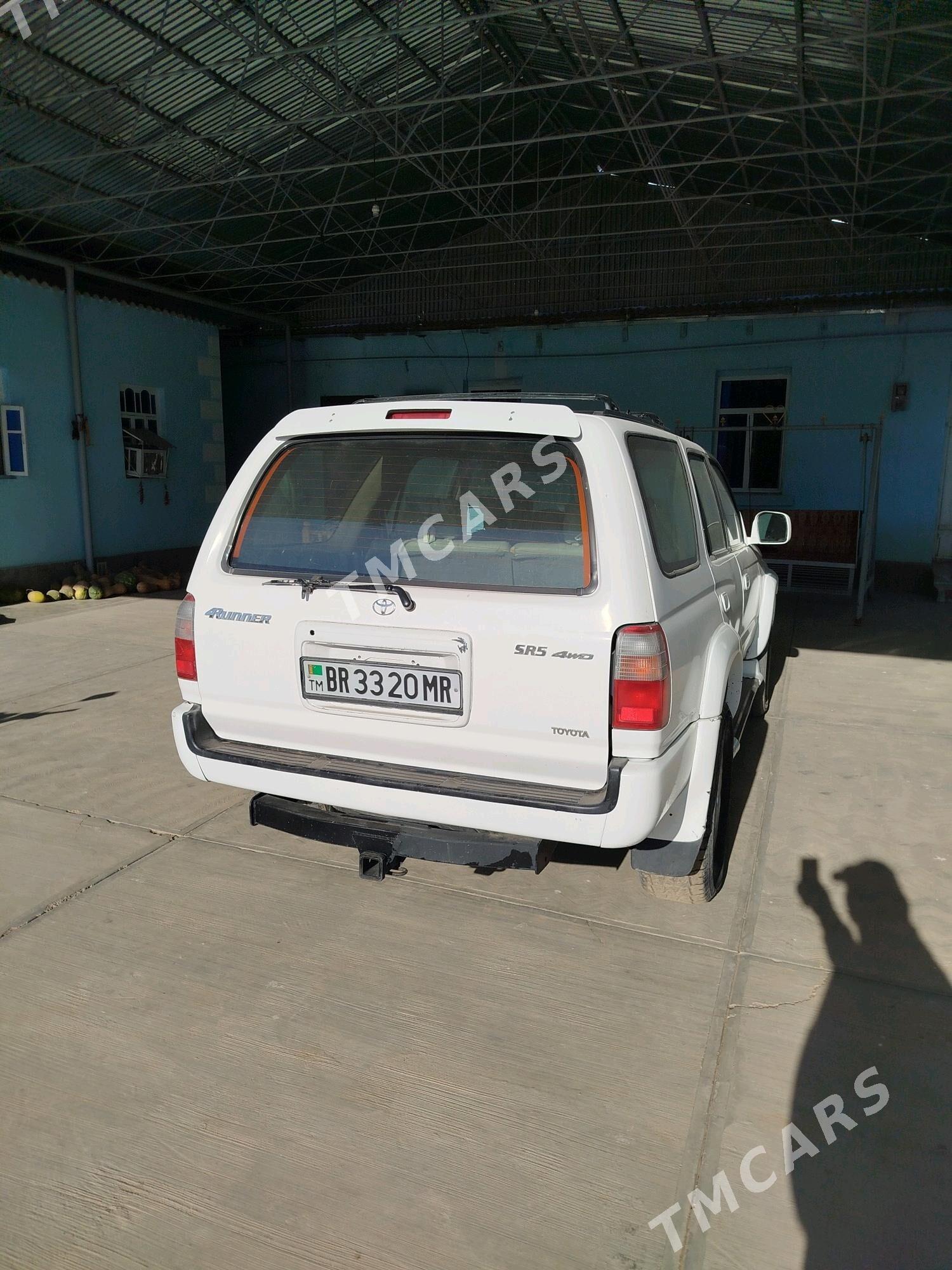 Toyota 4Runner 2000 - 130 000 TMT - Тагтабазар - img 4