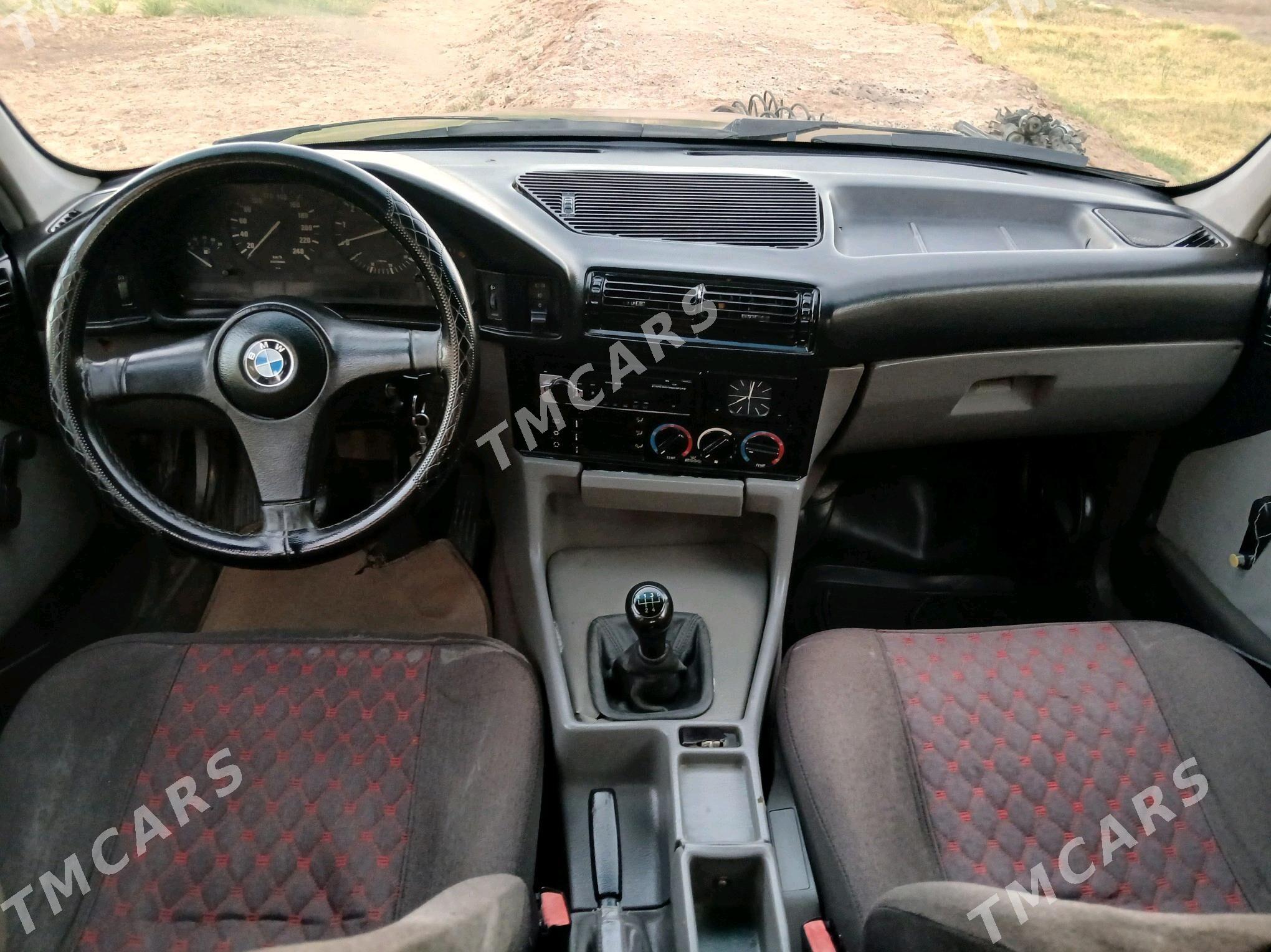 BMW 525 1989 - 50 000 TMT - Mary - img 4