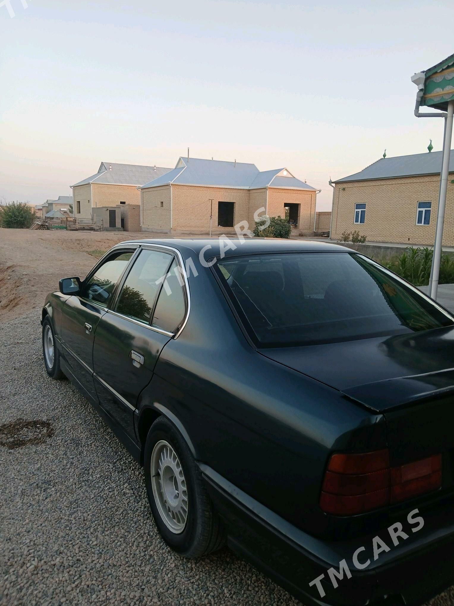BMW 525 1989 - 50 000 TMT - Mary - img 9