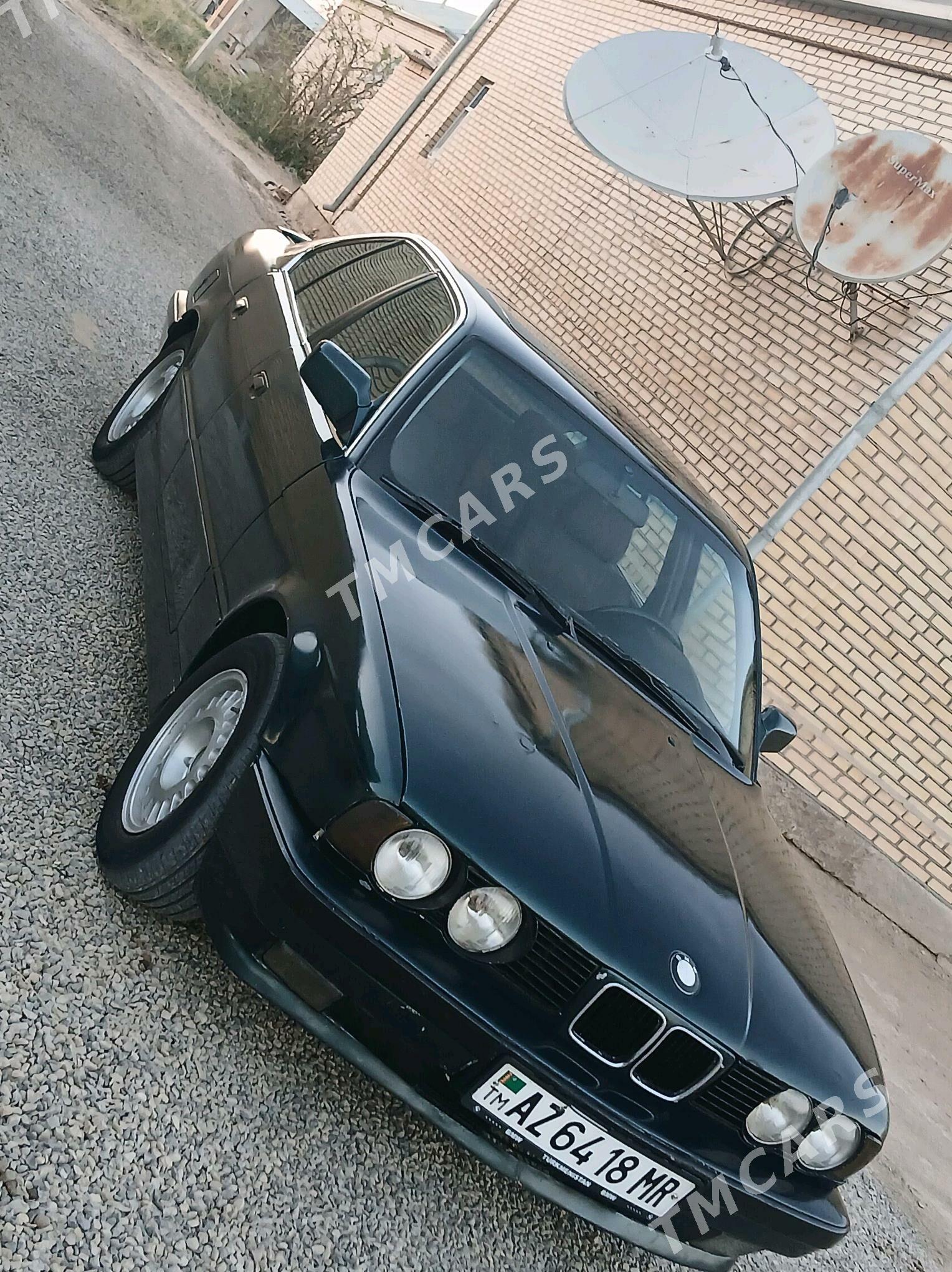 BMW 525 1989 - 50 000 TMT - Mary - img 3