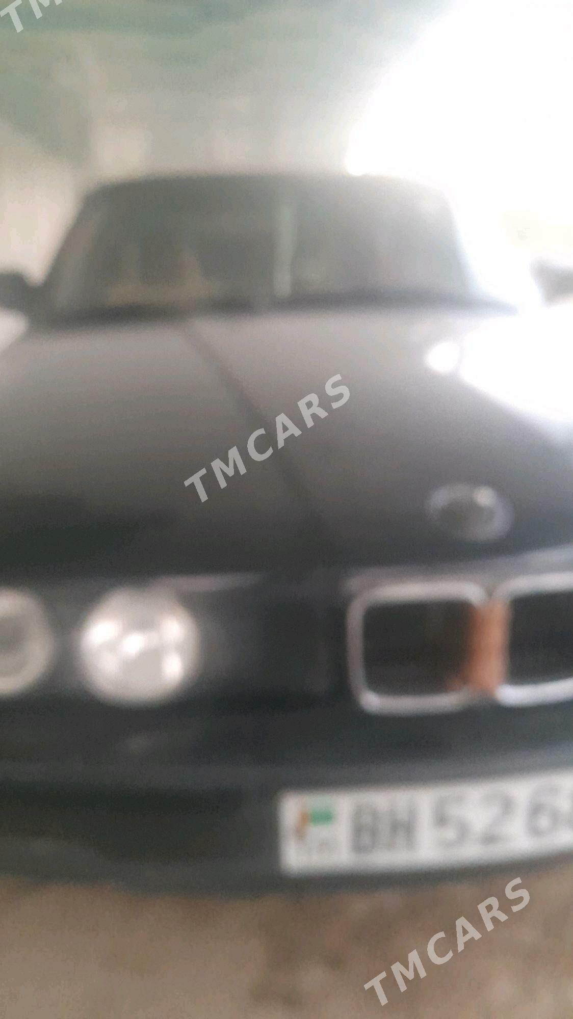 BMW 535 1990 - 60 000 TMT - Гурбансолтан Едже - img 4