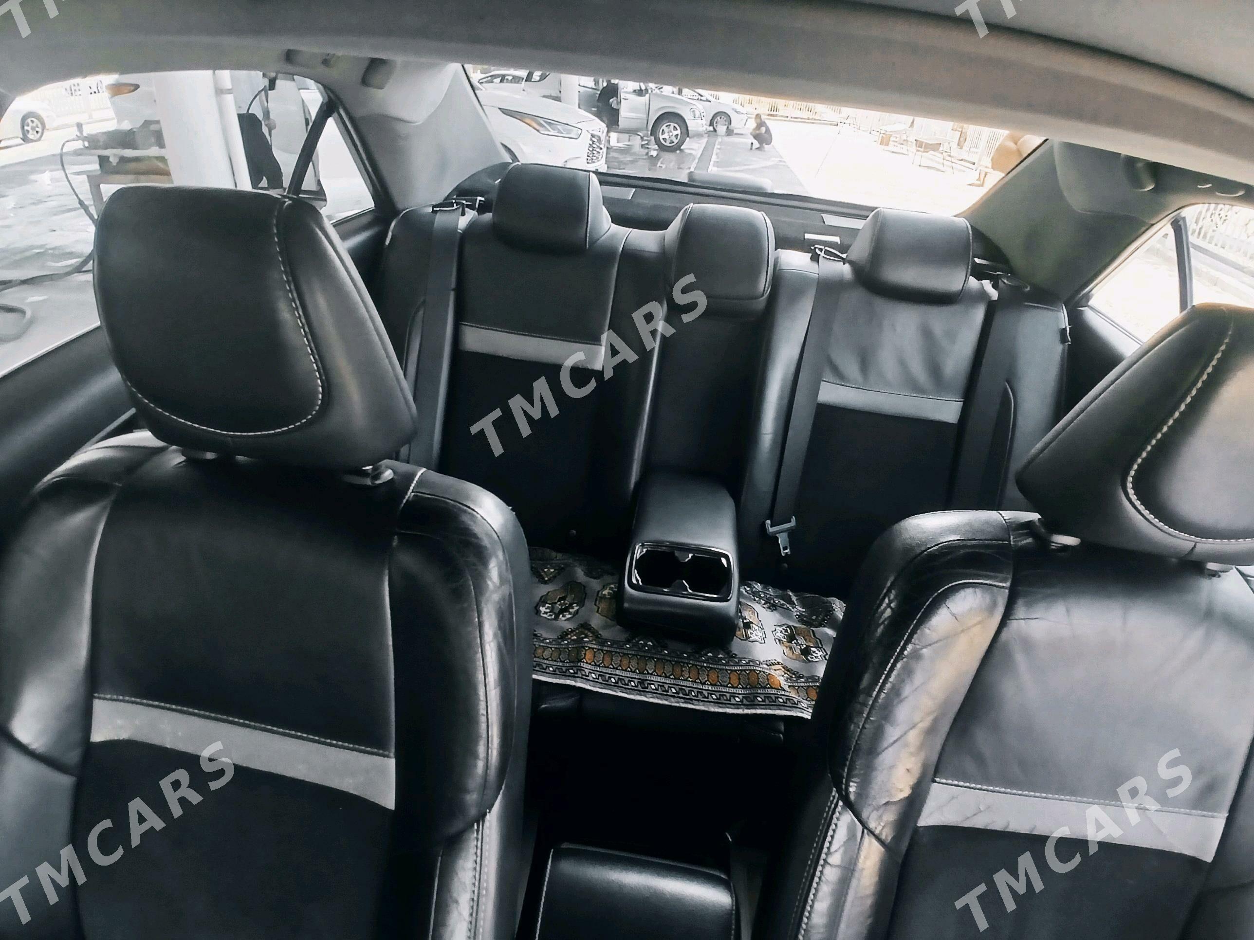 Toyota Camry 2012 - 245 000 TMT - Podwoýski köç. (Bitarap Türkmenistan şaýoly) - img 3