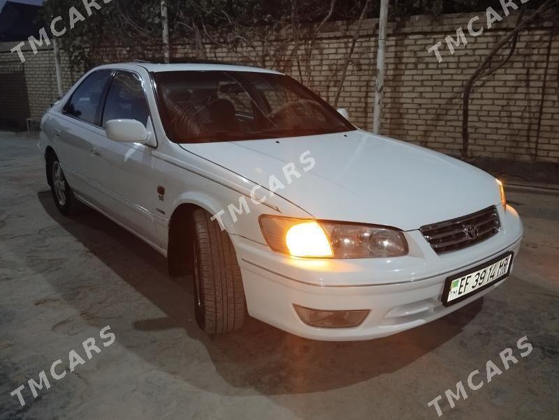Toyota Camry 2000 - 170 000 TMT - Байрамали - img 2