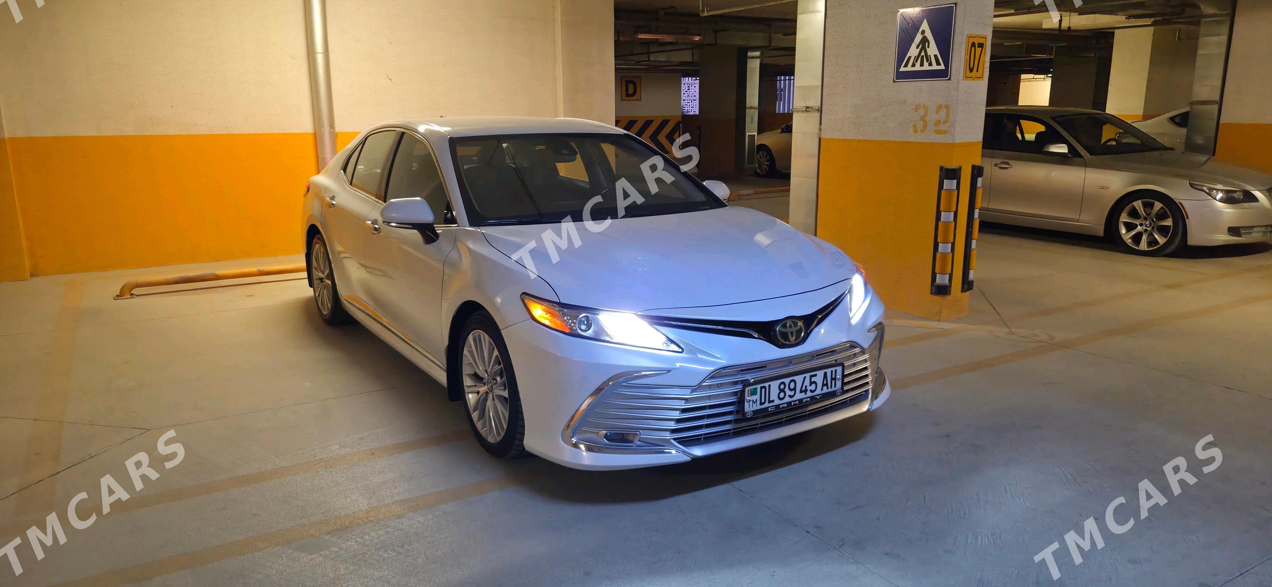 Toyota Camry 2018 - 300 200 TMT - Мир 1 - img 4