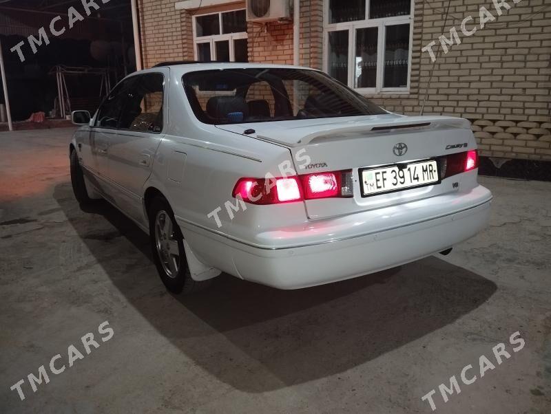 Toyota Camry 2000 - 170 000 TMT - Байрамали - img 4