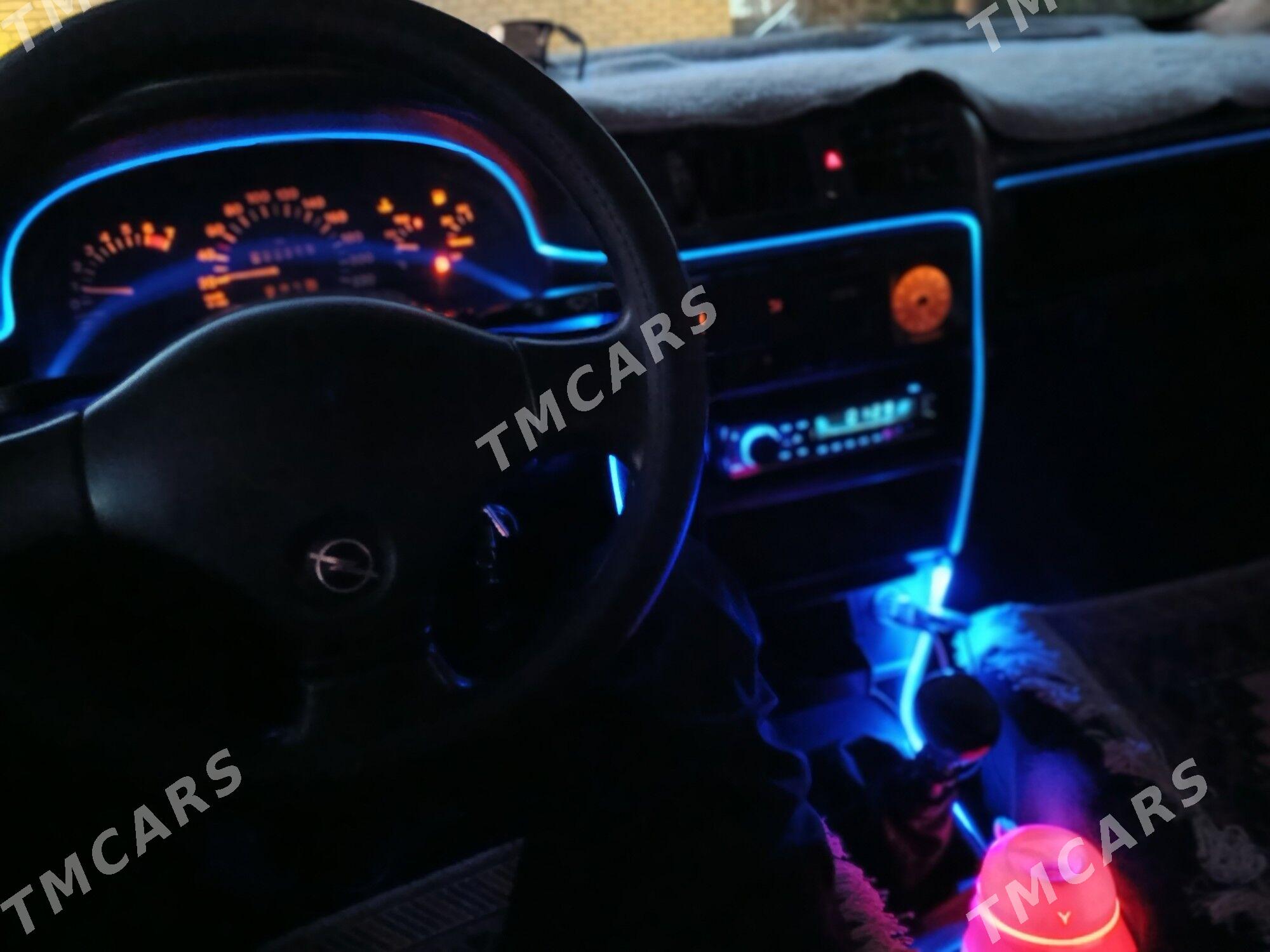 Opel Vectra 1989 - 31 000 TMT - Газаджак - img 4