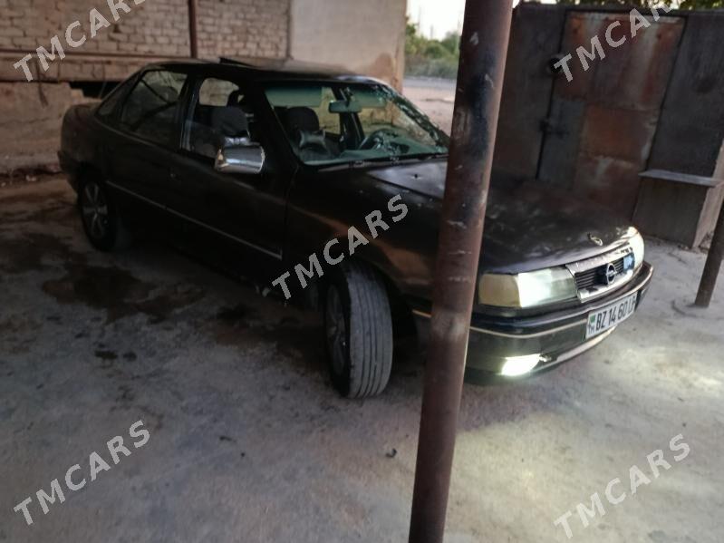 Opel Vectra 1989 - 31 000 TMT - Газаджак - img 5