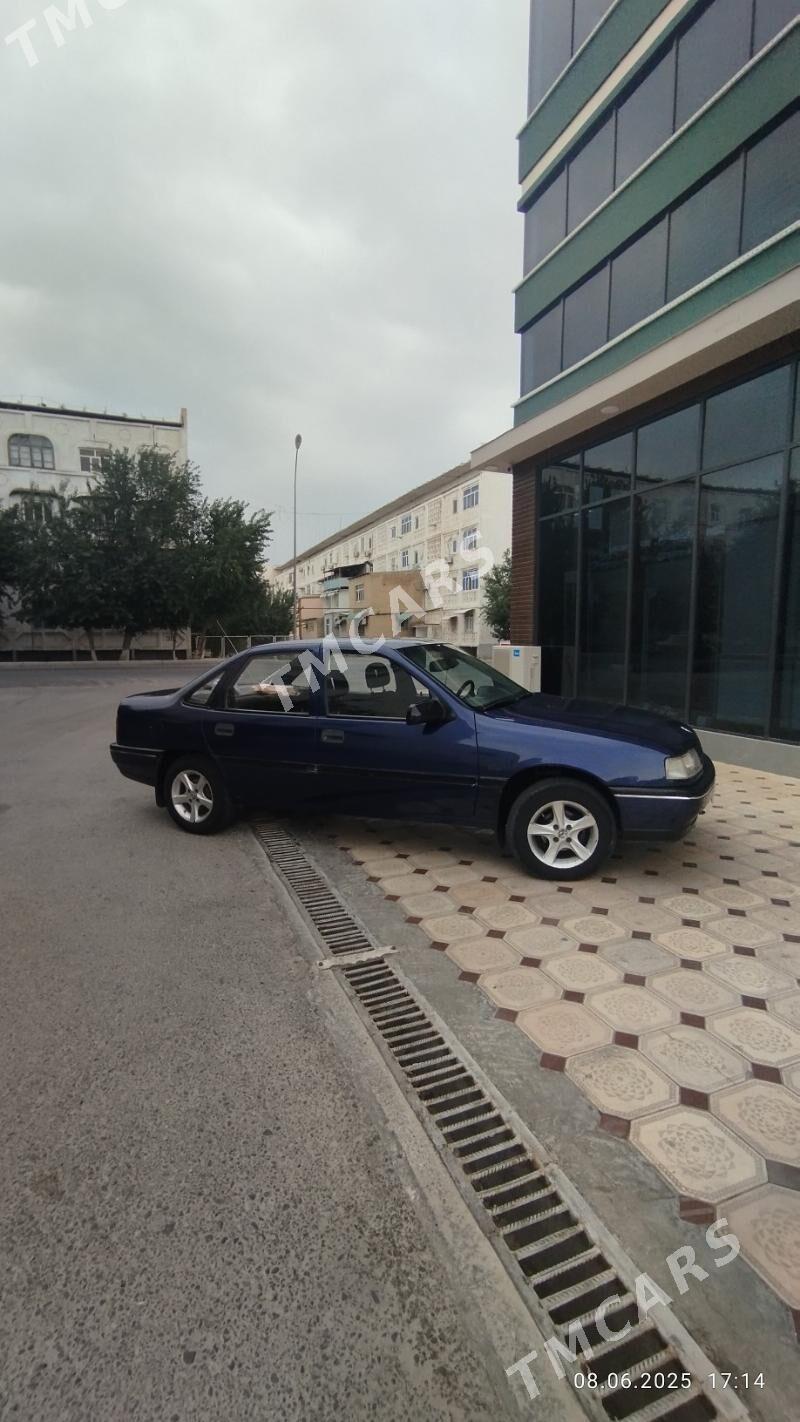 Opel Vectra 1991 - 35 000 TMT - Mary - img 2