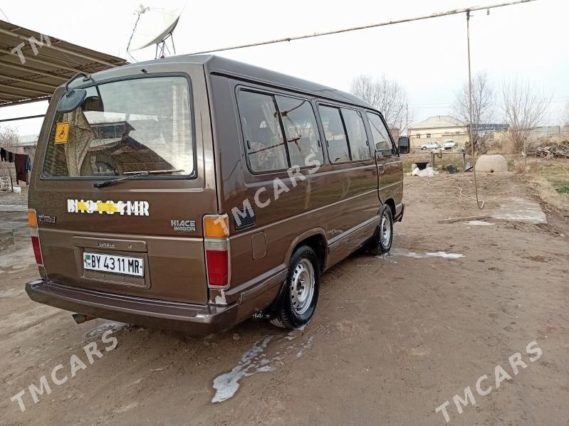 Toyota Hiace 1987 - 60 000 TMT - Сакарчага - img 4