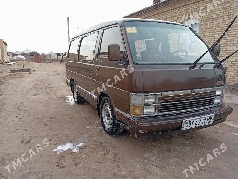 Toyota Hiace 1987 - 60 000 TMT - Сакарчага - img 2