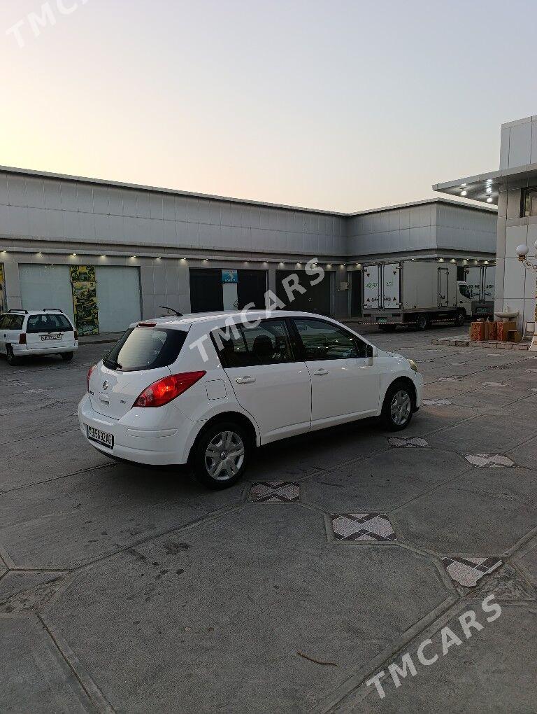 Nissan Versa 2010 - 122 000 TMT - Бузмеин - img 2