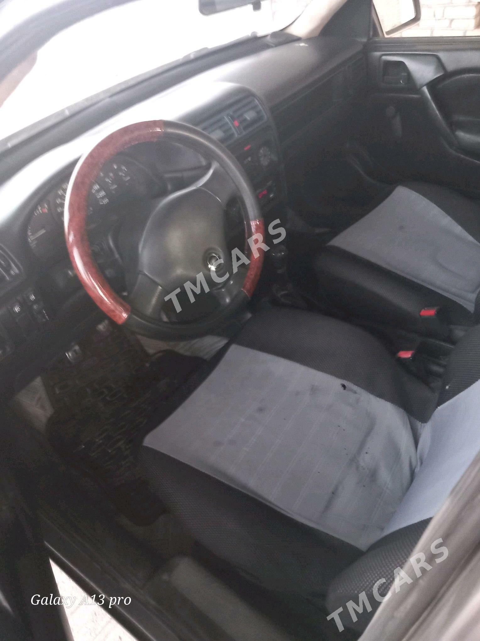Opel Vectra 1991 - 30 000 TMT - Мары - img 3