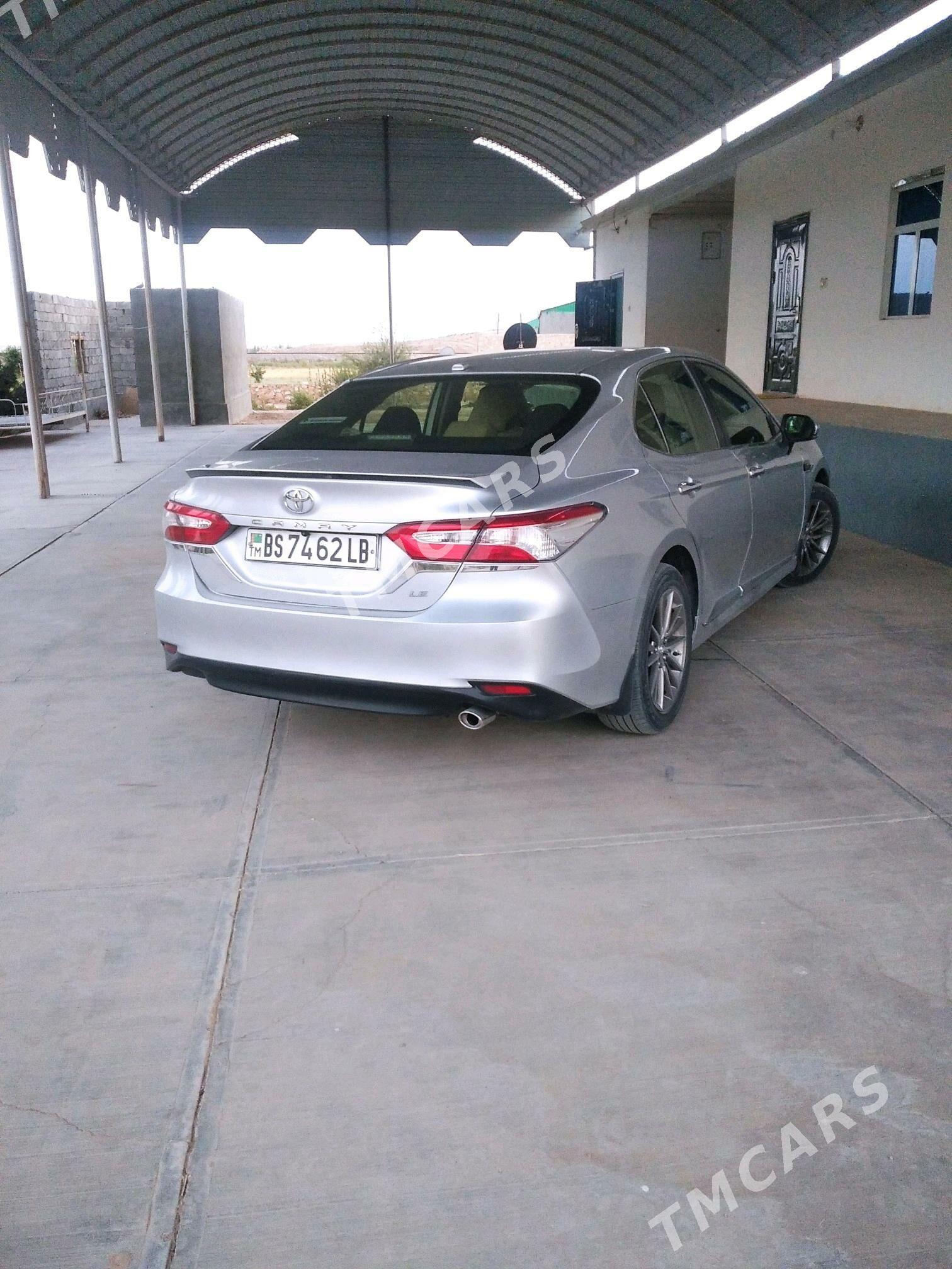 Toyota Camry 2022 - 260 000 TMT - Койтендаг - img 3