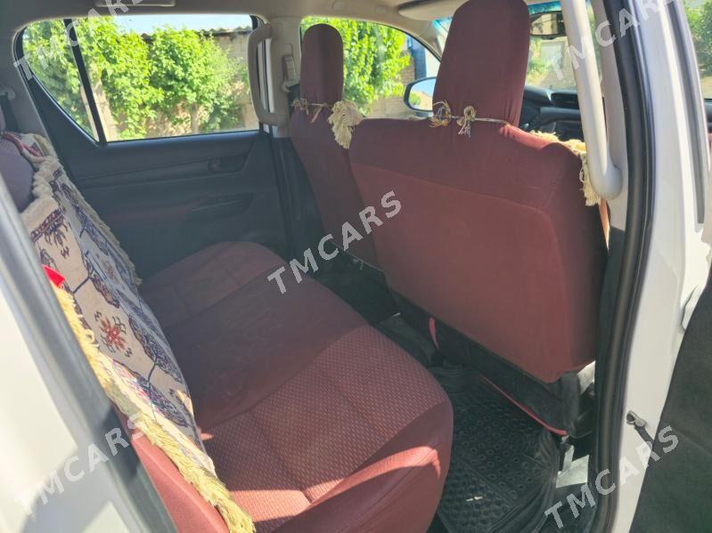 Toyota Hilux 2017 - 460 000 TMT - Çoganly - img 2