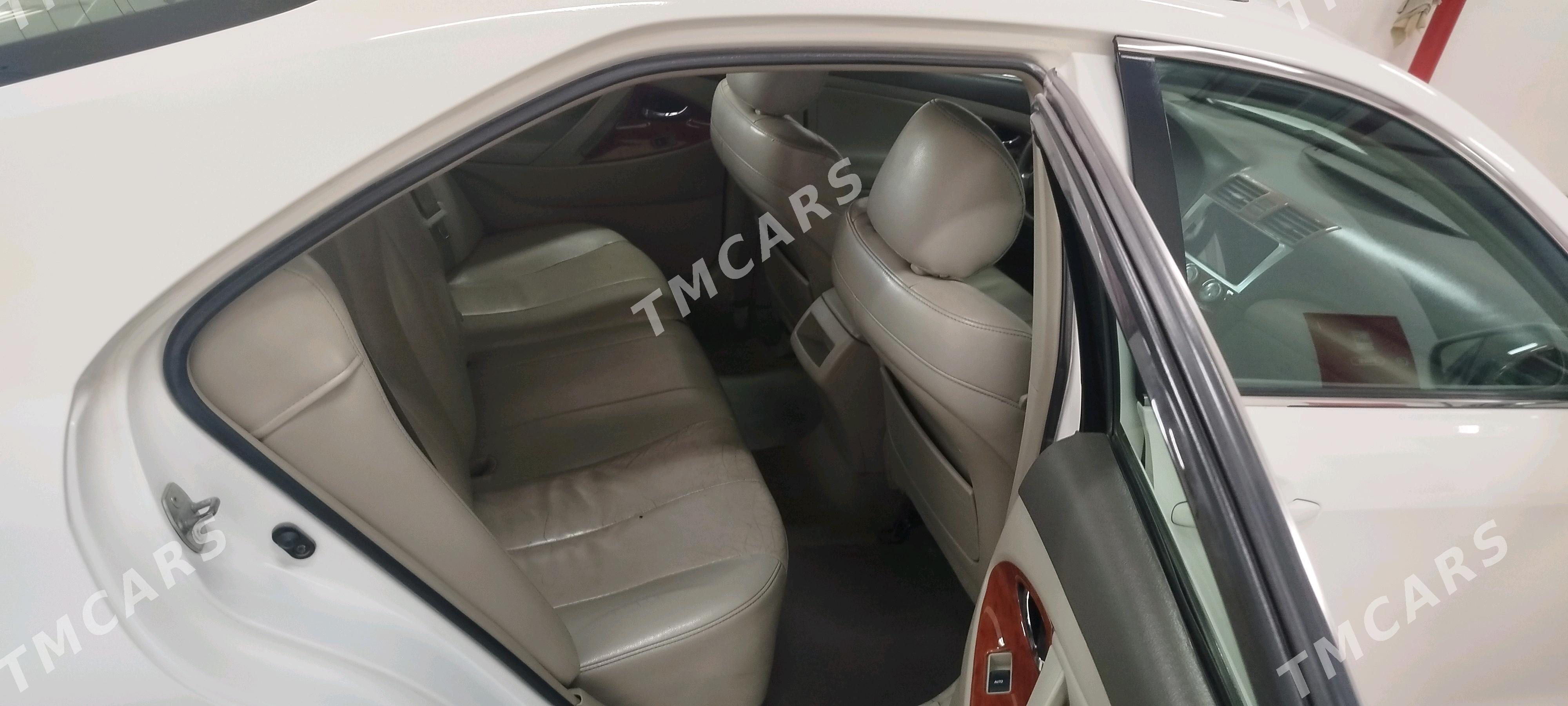 Toyota Camry 2010 - 196 000 TMT - Мары - img 7
