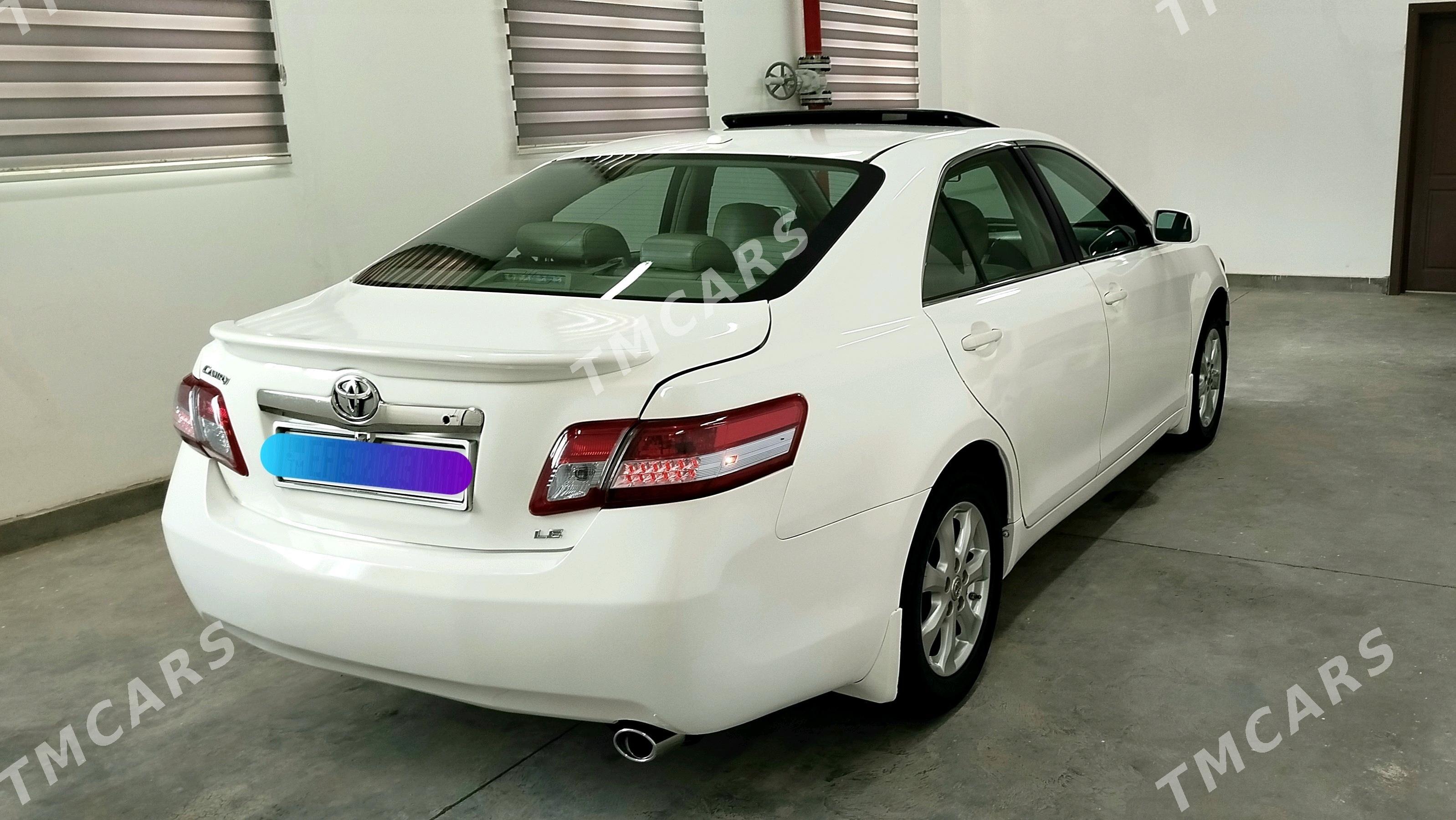 Toyota Camry 2010 - 196 000 TMT - Мары - img 3