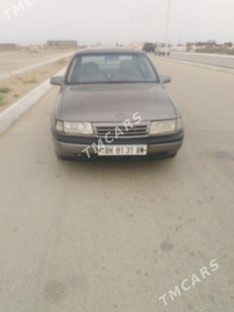 Opel Vectra 1989 - 34 000 TMT - Гумдаг - img 3