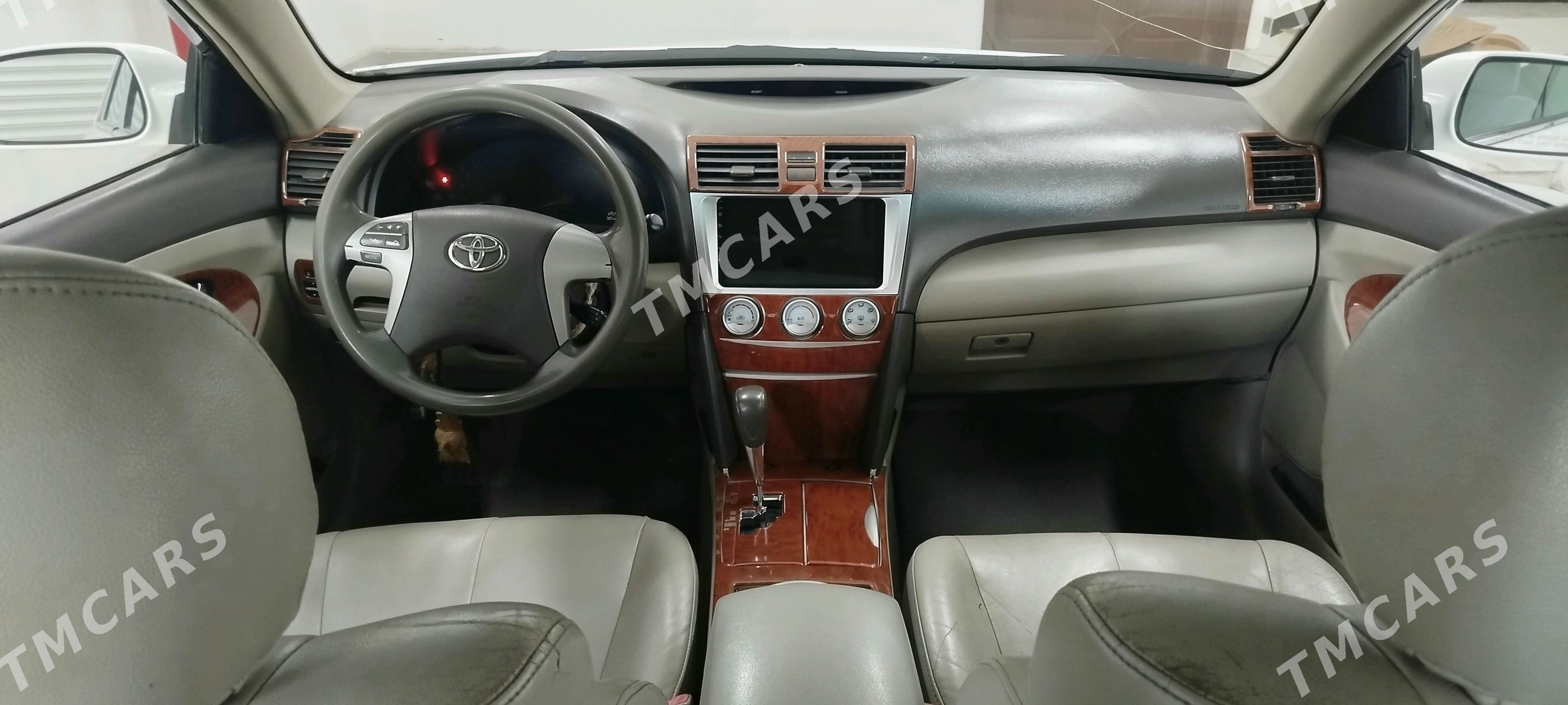 Toyota Camry 2010 - 196 000 TMT - Мары - img 9