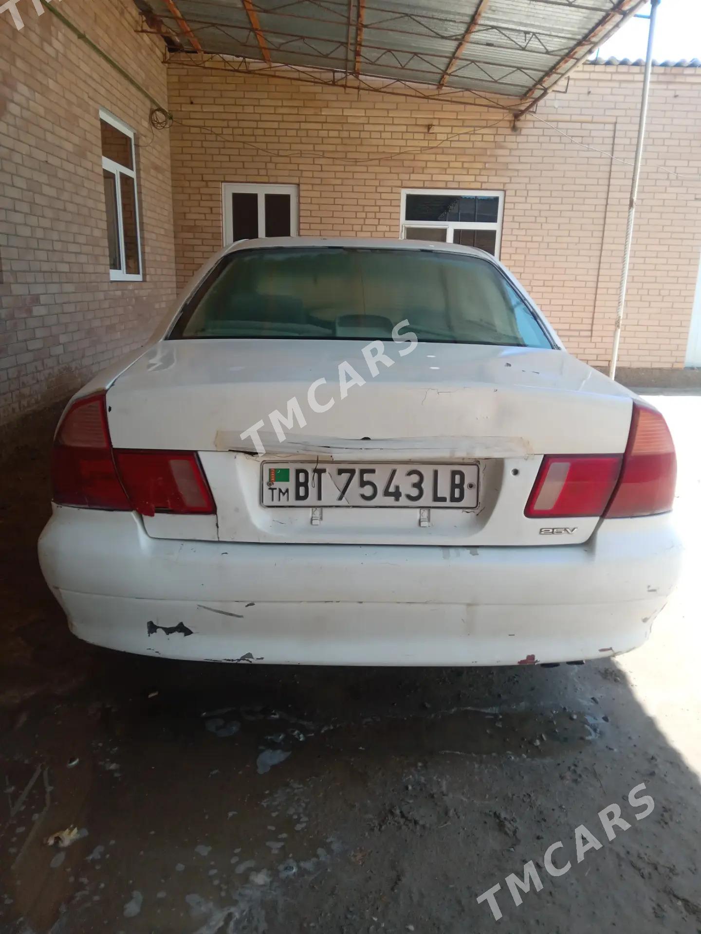 Mitsubishi Diamante 1995 - 8 000 TMT - Фарап - img 3