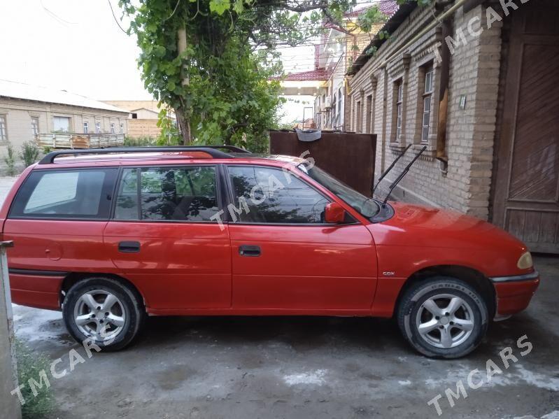 Opel Astra 1995 - 35 000 TMT - Чарджоу - img 3