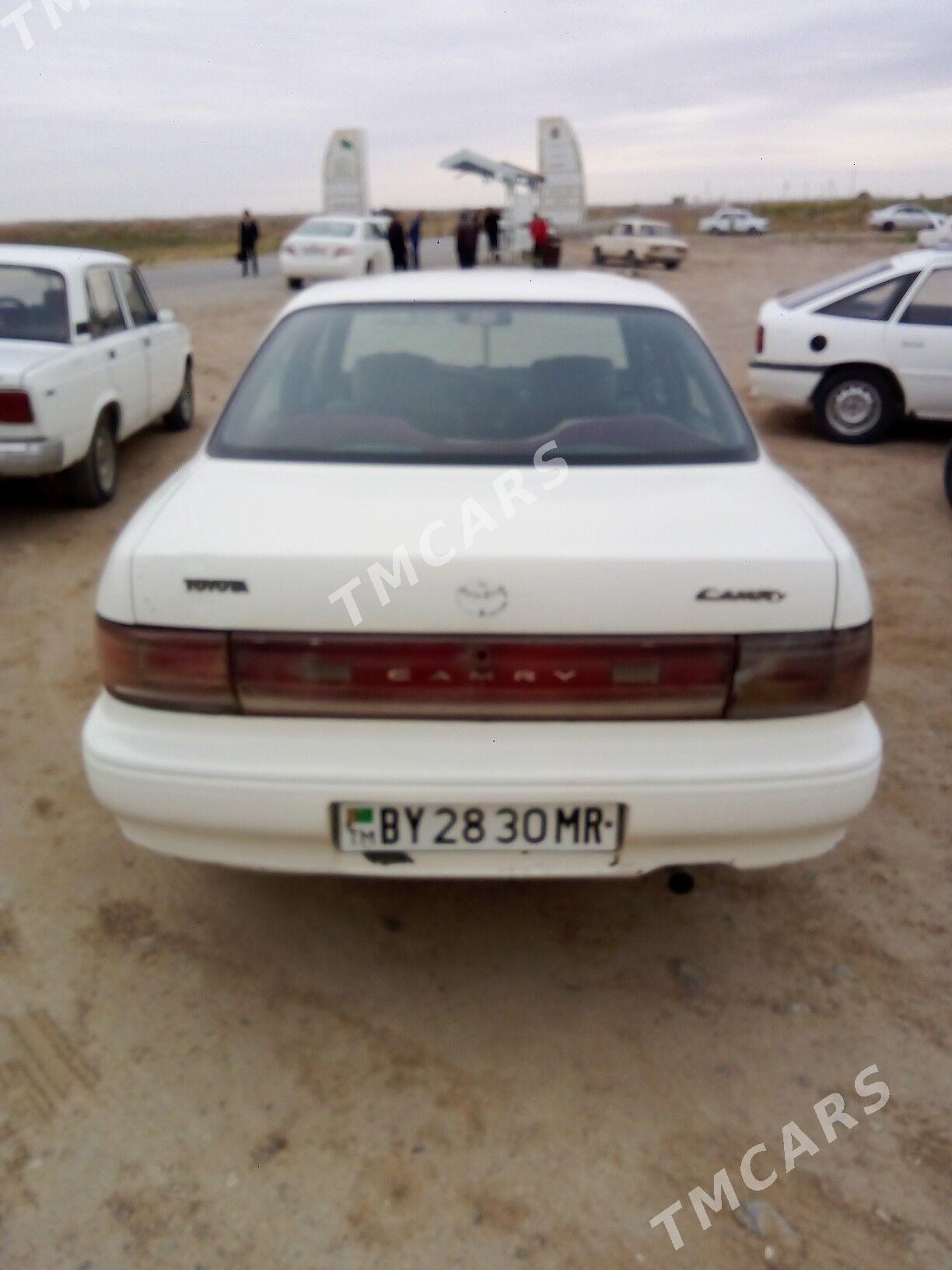 Toyota Camry 1991 - 40 000 TMT - Ak bugdaý etraby - img 4