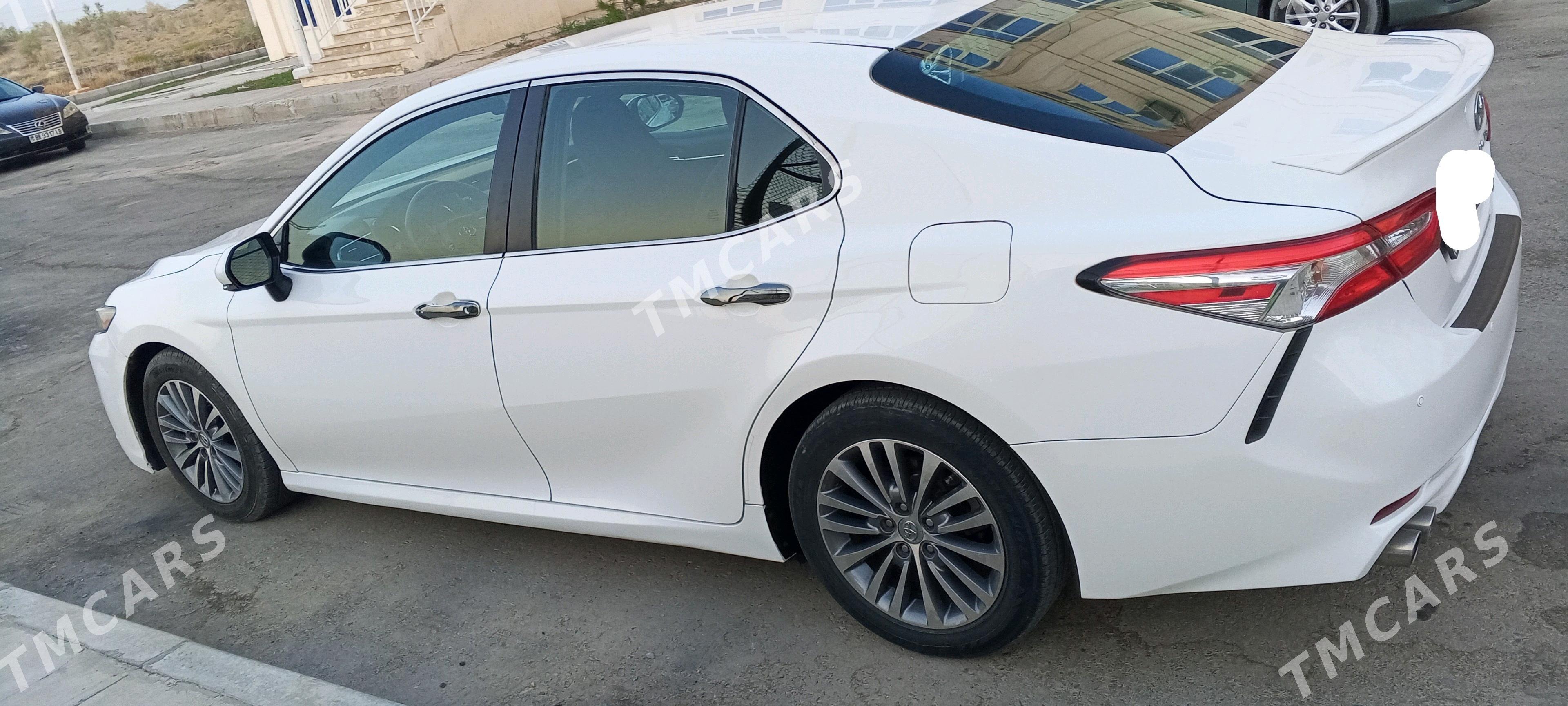 Toyota Camry 2018 - 270 000 TMT - Туркменабат - img 2
