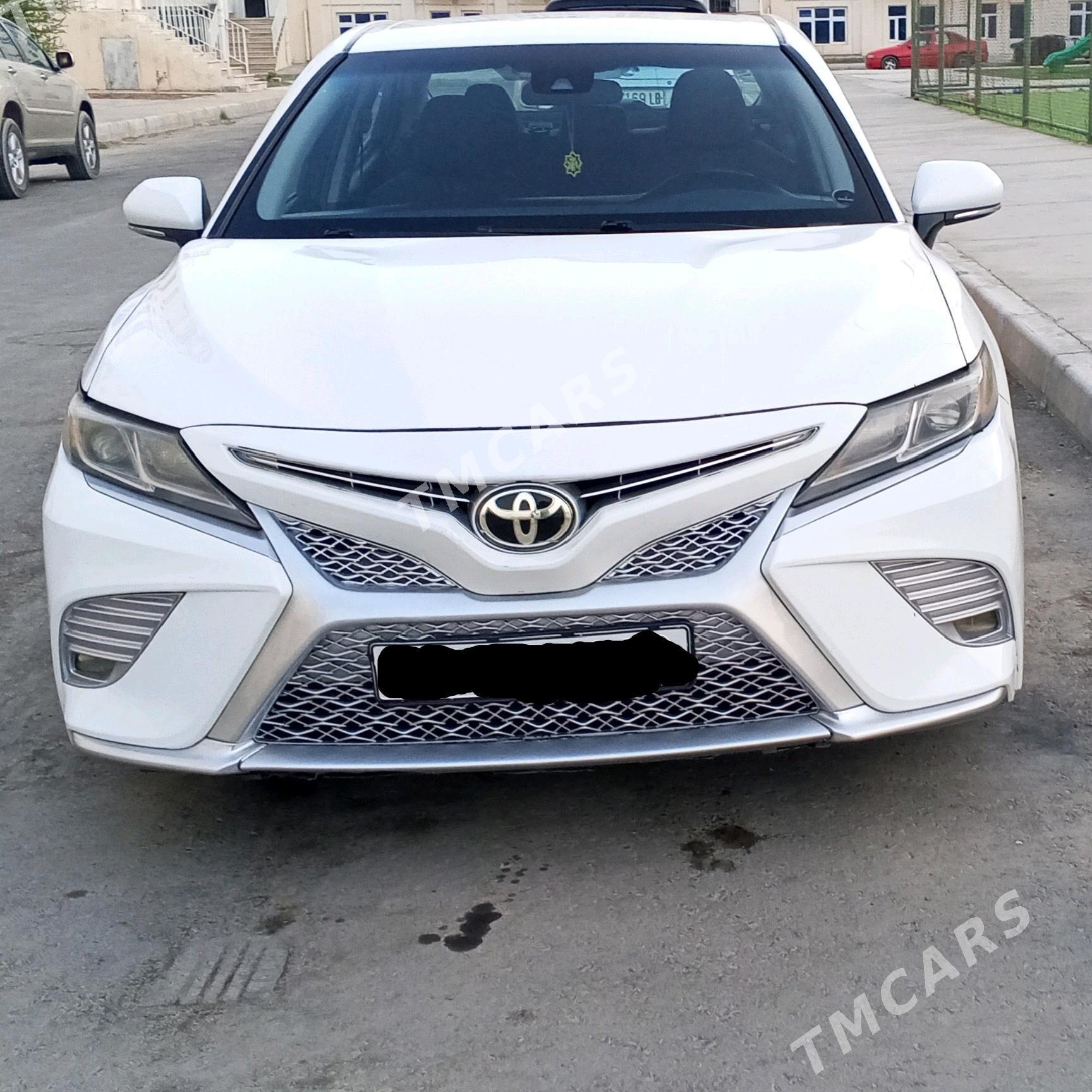 Toyota Camry 2018 - 270 000 TMT - Туркменабат - img 3