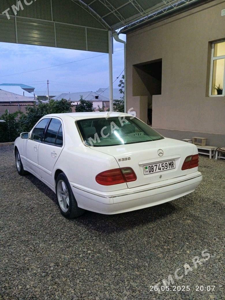 Mercedes-Benz E-Class 2001 - 65 000 TMT - Ýolöten - img 2