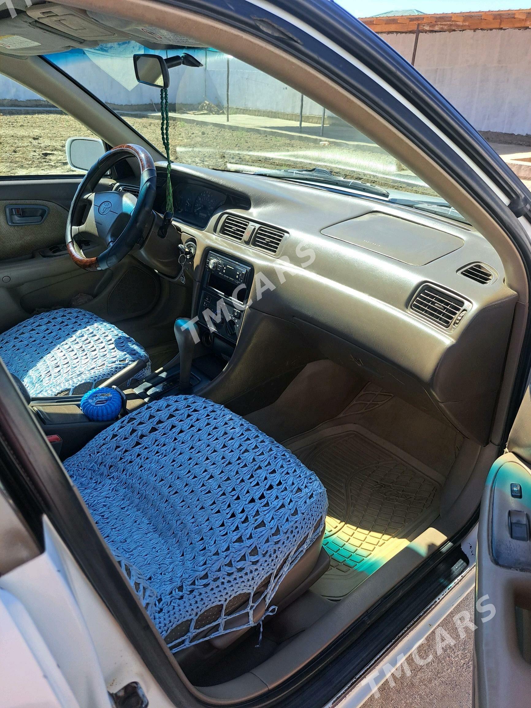 Toyota Camry 2000 - 120 000 TMT - Köneürgenç - img 8