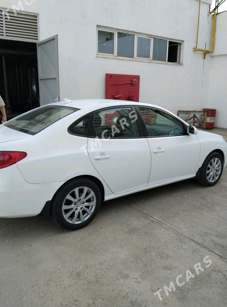Hyundai Elantra 2010 - 120 000 TMT - Bäherden - img 4