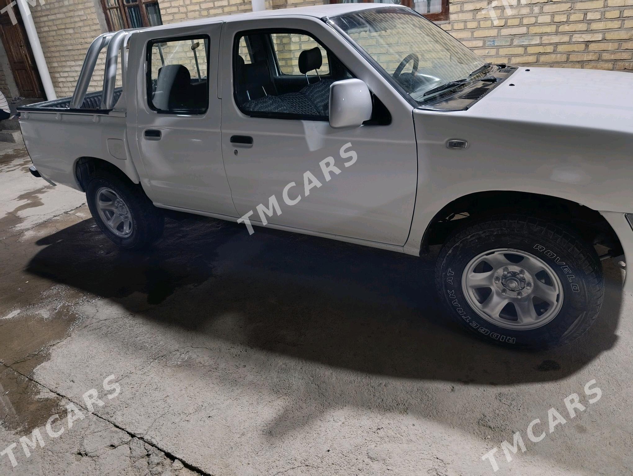 Nissan Navara 2007 - 140 000 TMT - Чоганлы - img 5