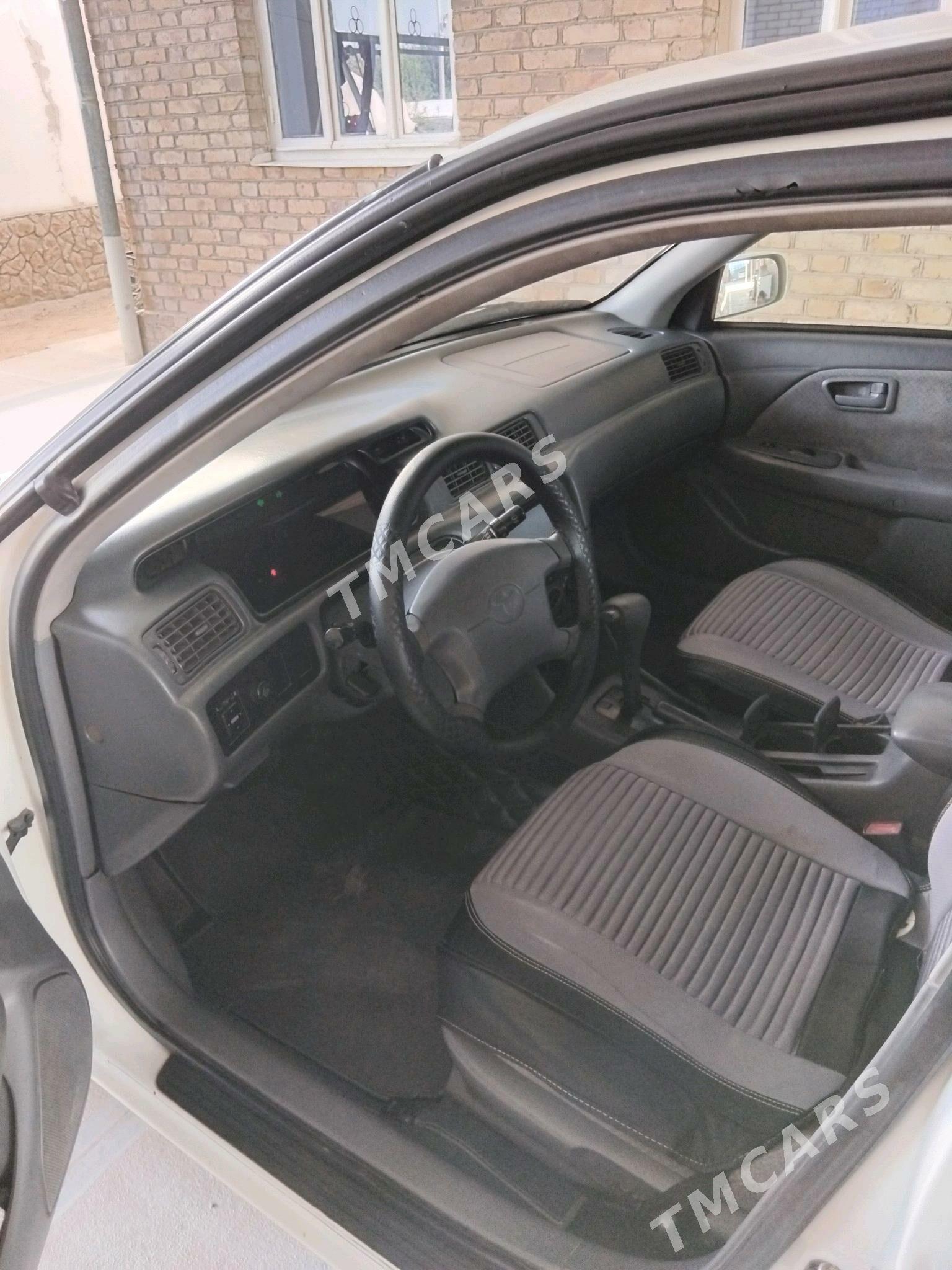 Toyota Camry 2000 - 140 000 TMT - Мары - img 4